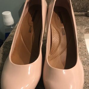 Nudes Clark’s collection heels